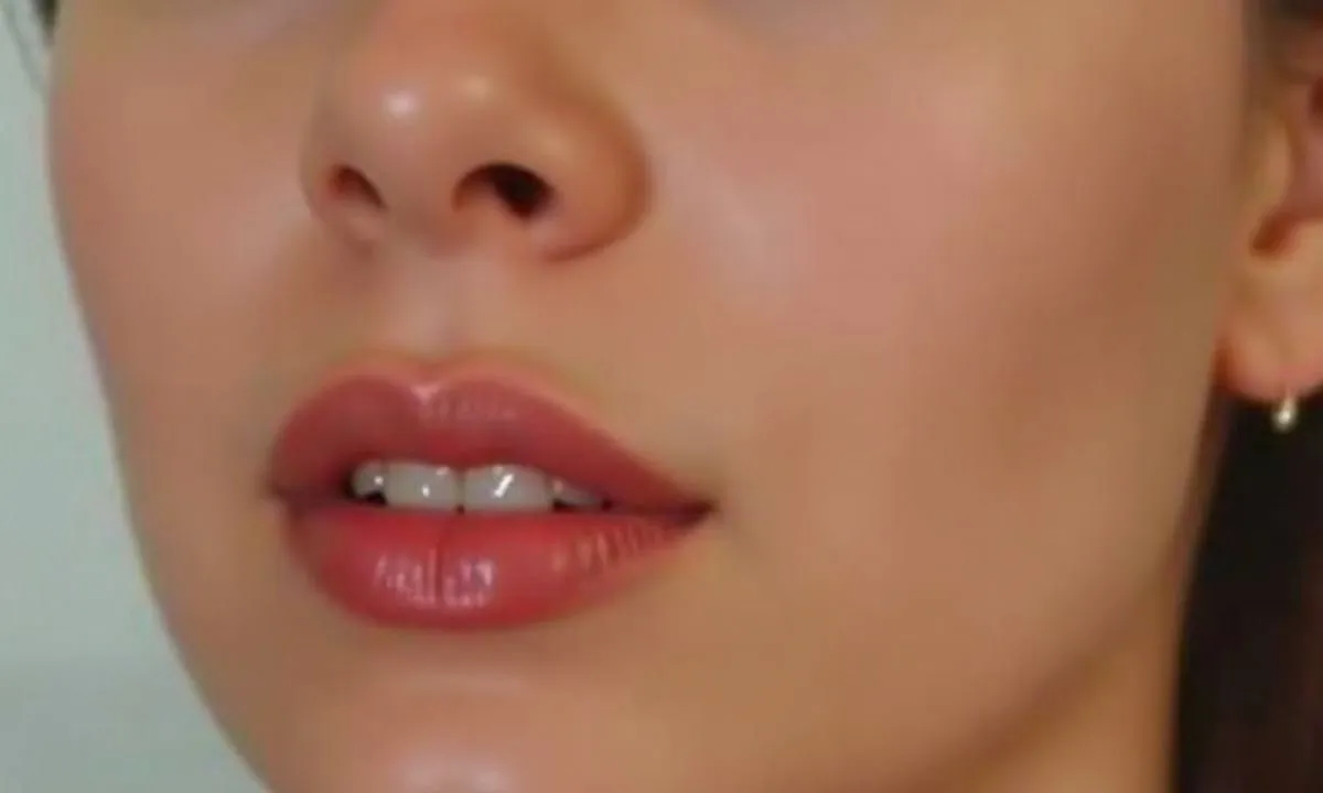 Experience the Lip Evolution That’s Captivating Millions in Just Hours